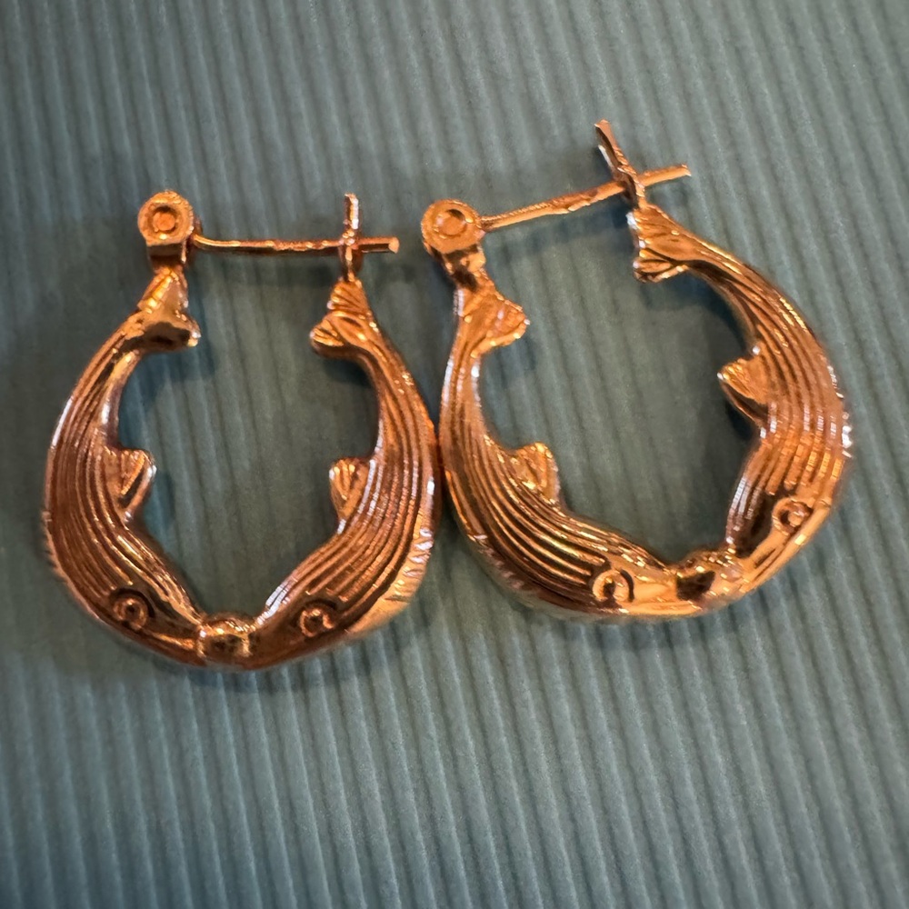 14k real gold vintage Gold Fish Hoop Earrings